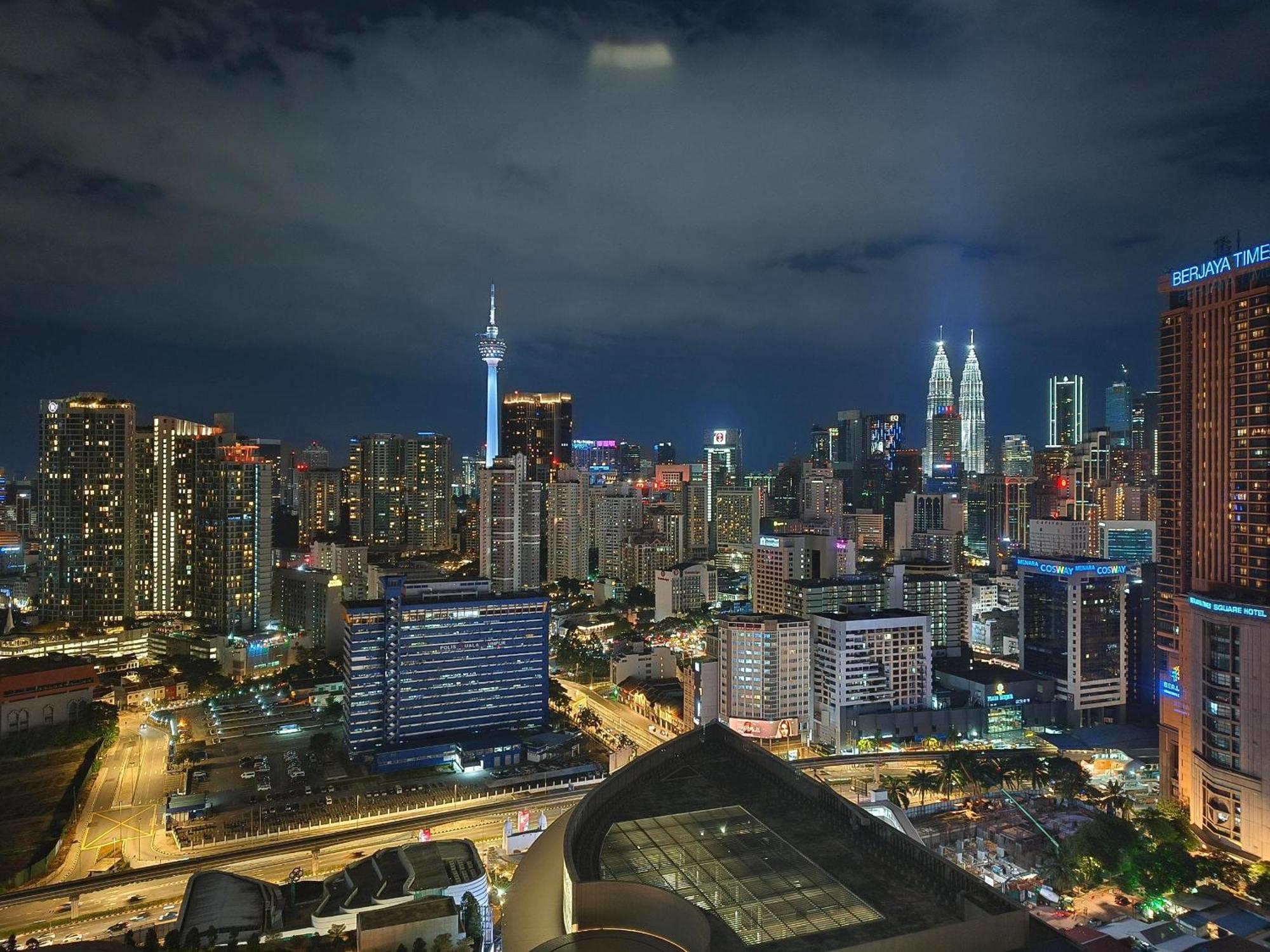 קואלה לומפור Lucentia Suites Klcc By City View מראה חיצוני תמונה