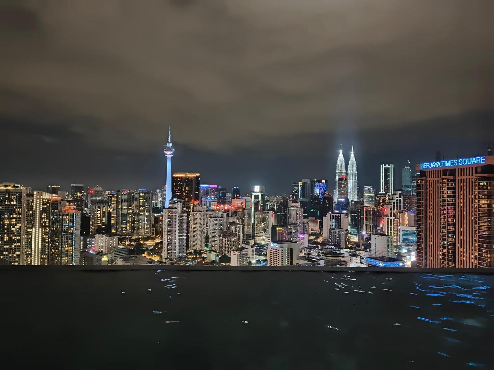 קואלה לומפור Lucentia Suites Klcc By City View מראה חיצוני תמונה